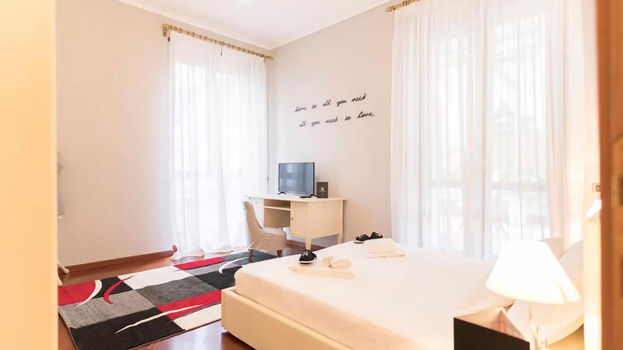 Classbnb - Two Apartments 400 Meters From The Duomo Milano Esterno foto