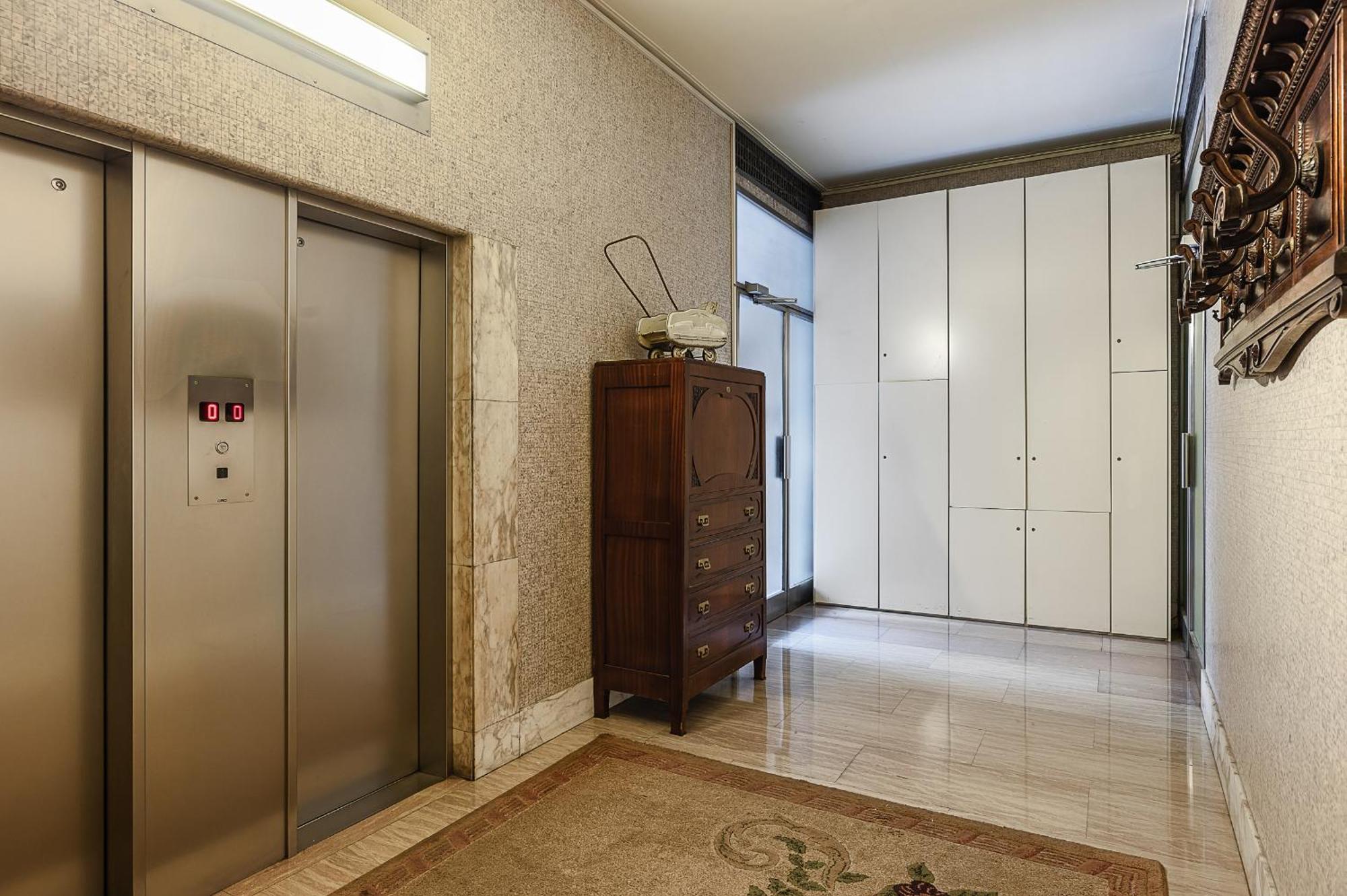 Classbnb - Two Apartments 400 Meters From The Duomo Milano Esterno foto